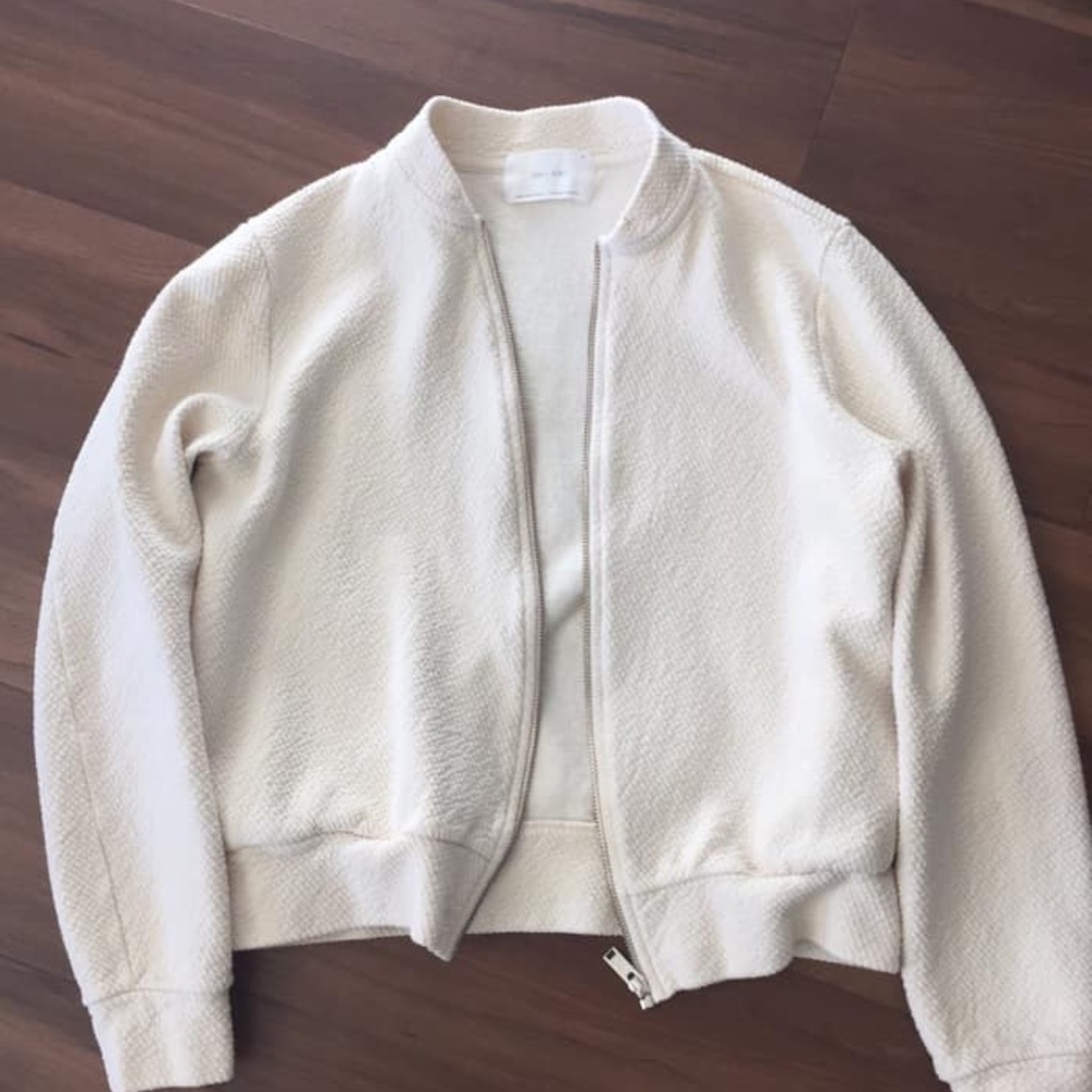 Oak + Fort White Bomber in XS